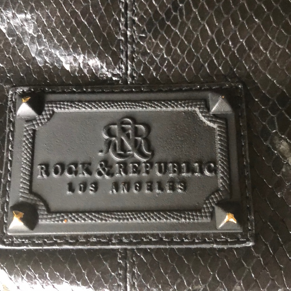 Rock & Republic snakeskin clutch - Picture 8 of 8